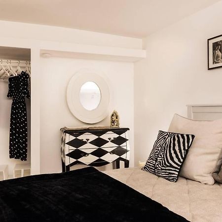 Lovely Colosseum Loft Apartment โรม ภายนอก รูปภาพ