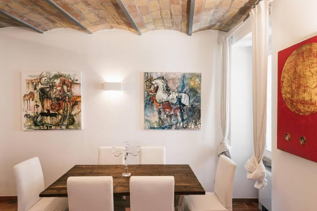 Lovely Colosseum Loft Apartment โรม ภายนอก รูปภาพ